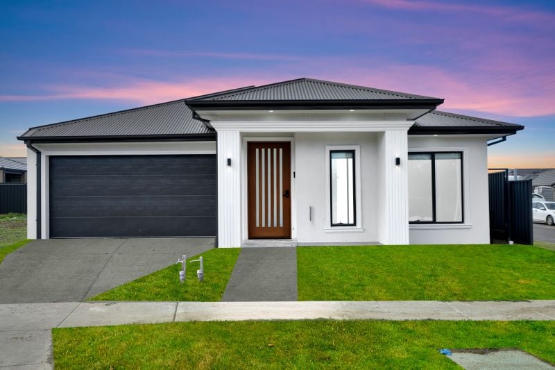 15 Aherlow Road, Beveridge