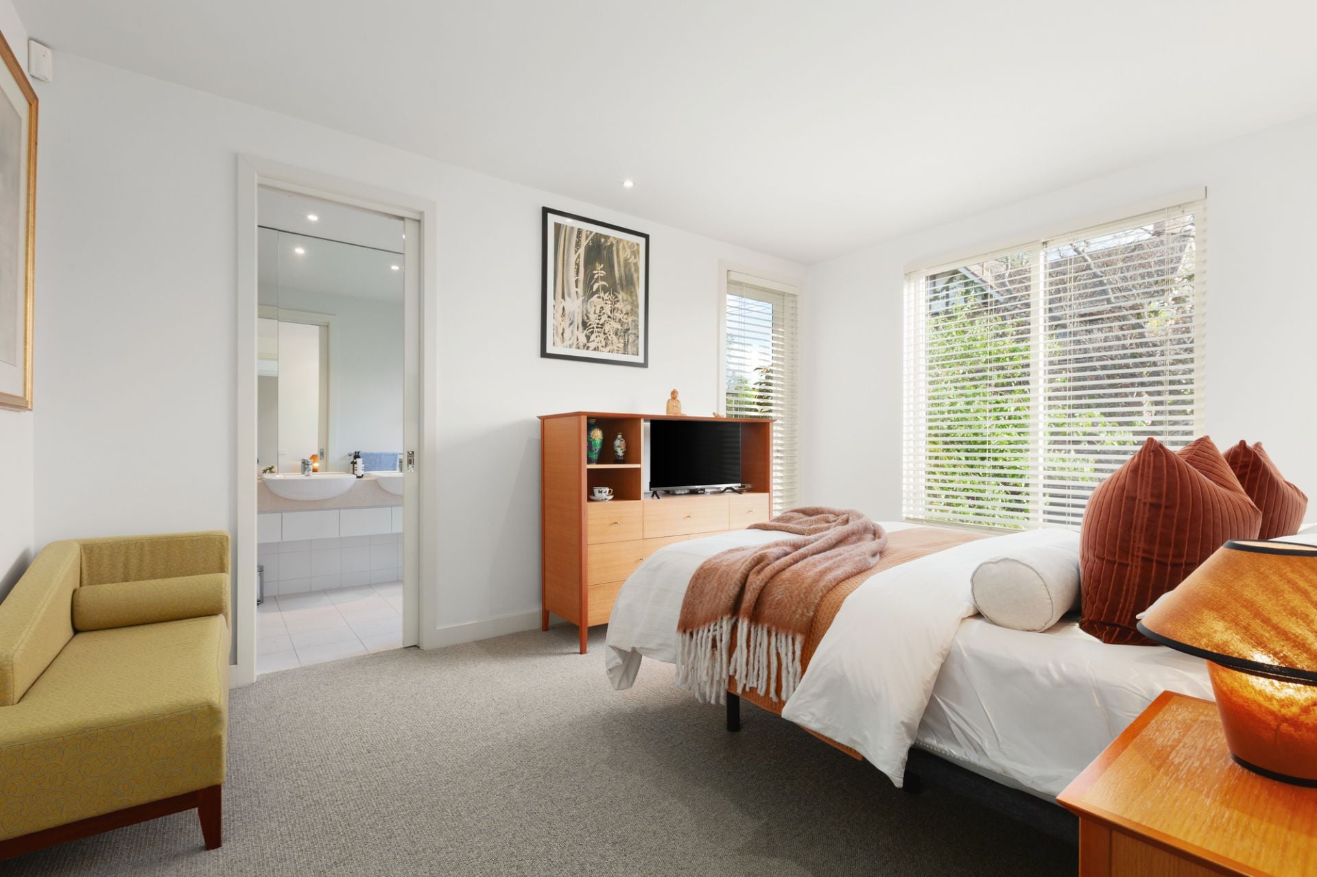 2 Benson Avenue, Toorak, Toorak - Thumbnail 8