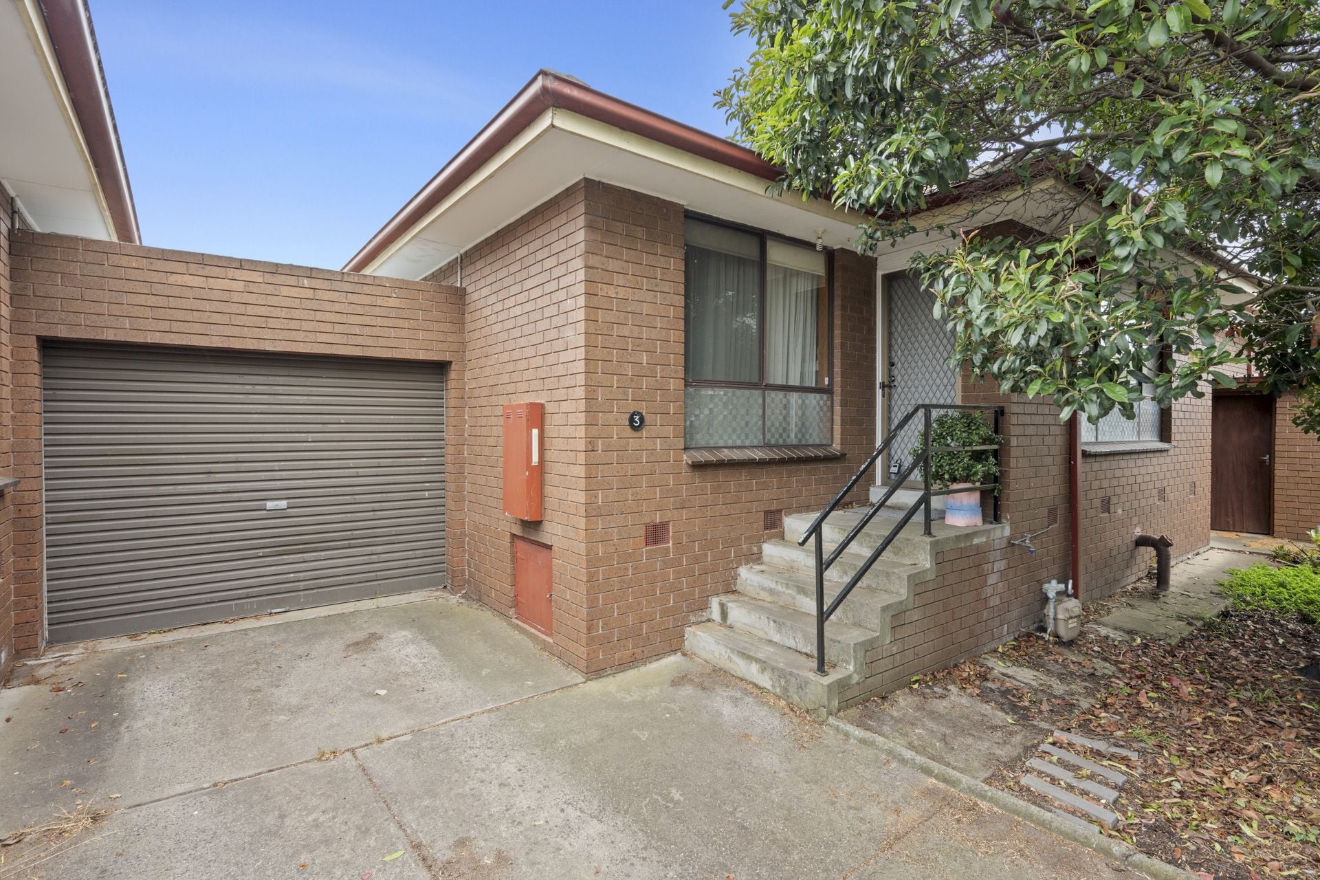 Private And Convenient Living In The Heart Of Thomastown