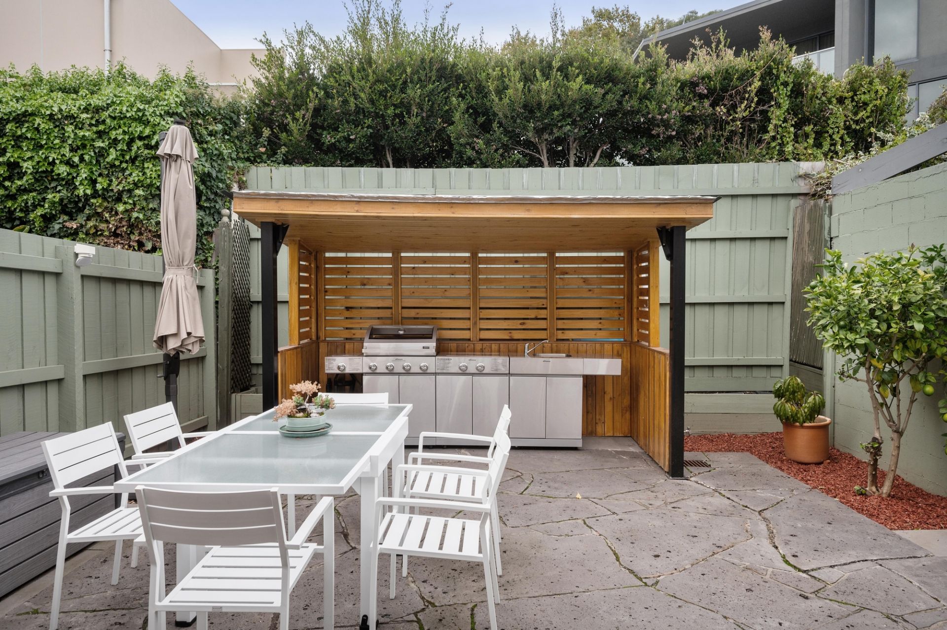 118 Surrey Road North, South Yarra, South Yarra - Thumbnail 3