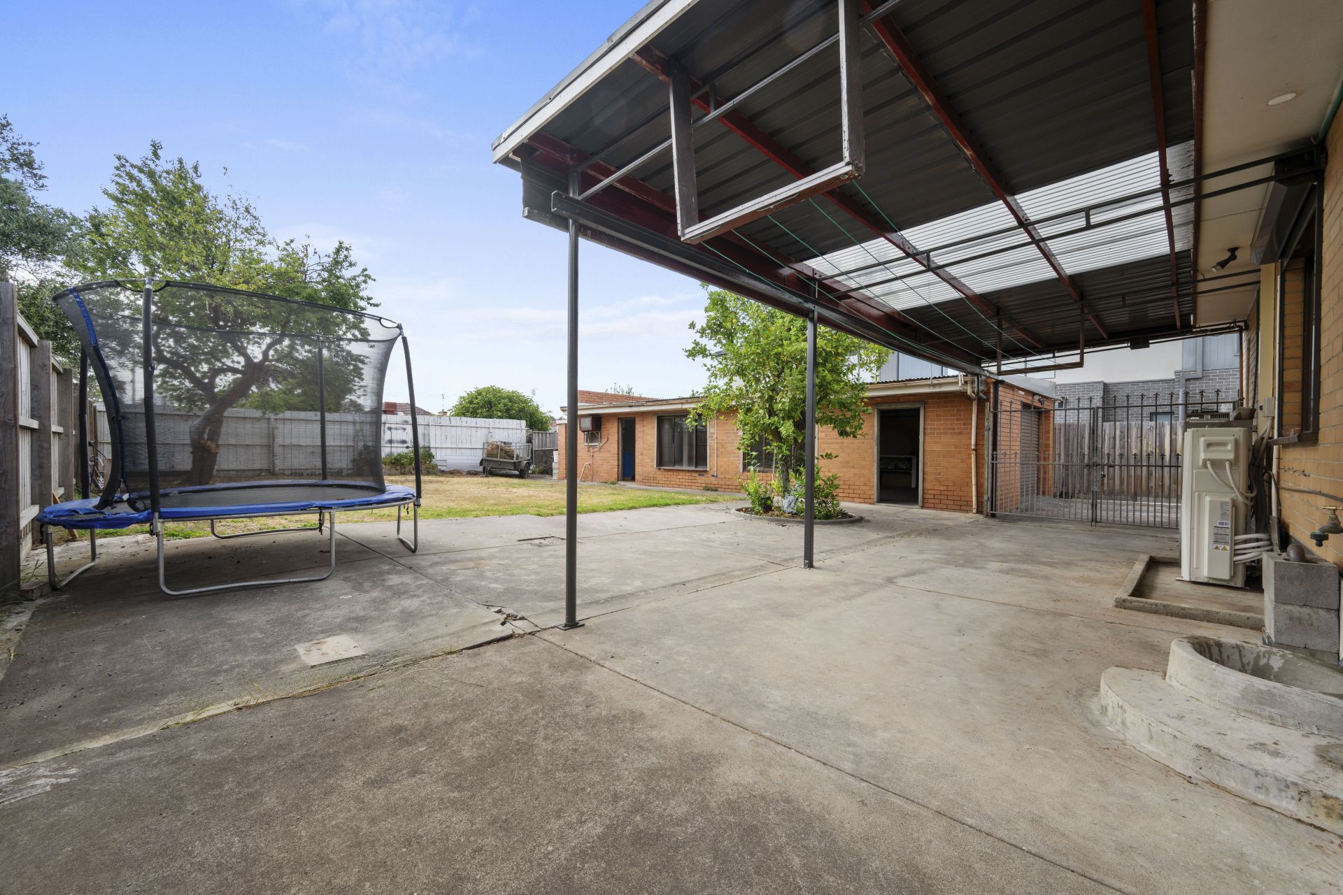 Beautifully Renovated Home with Flexible Living Options