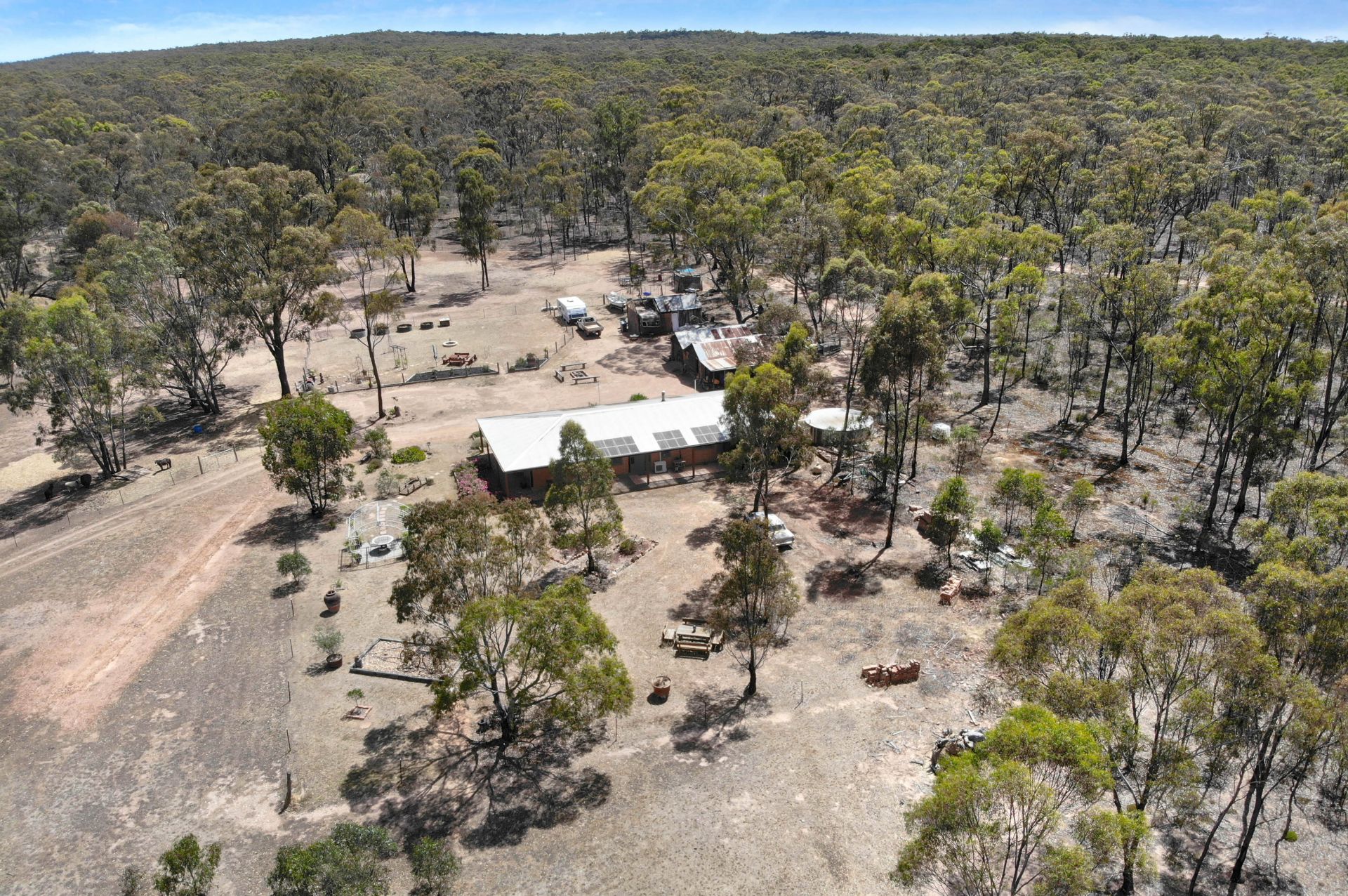 166 Model Farm Road, Dunolly - Thumbnail 3