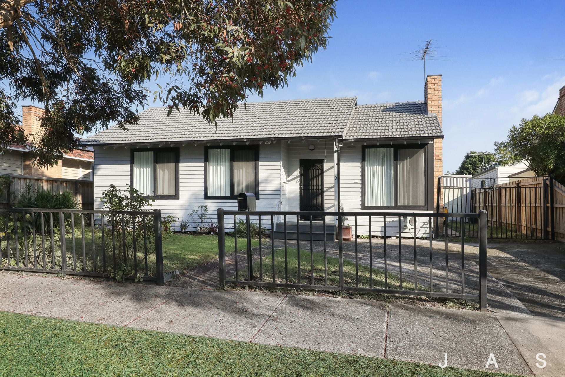 3 Bernard Street Spotswood VIC, Spotswood - Thumbnail 2
