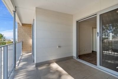 15/53 Gaebler Road, Hammond Park