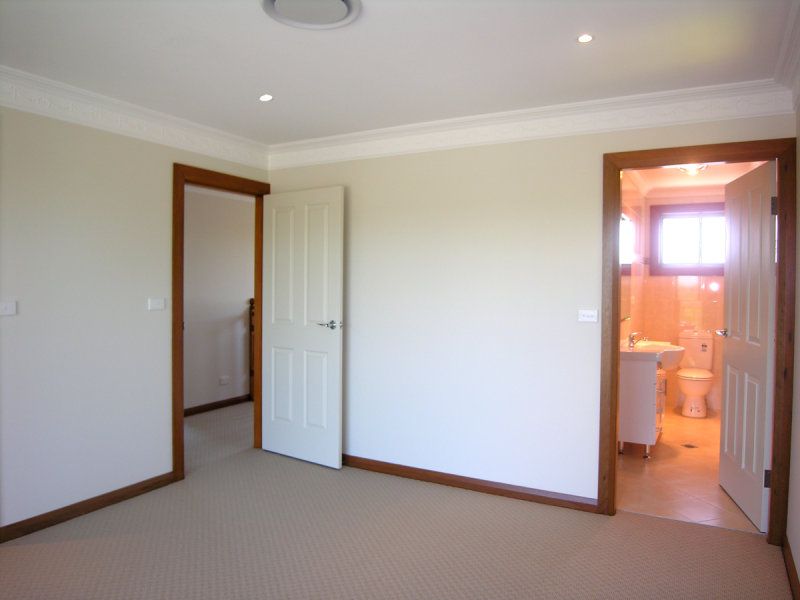 28 Wilga Road, CARINGBAH, Caringbah - Thumbnail 3