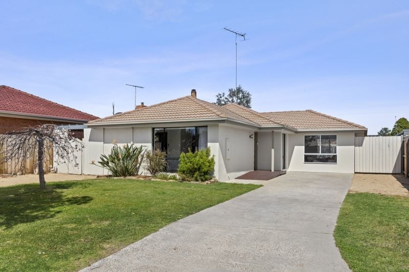 2 Romeo Court, Torquay - Image 1