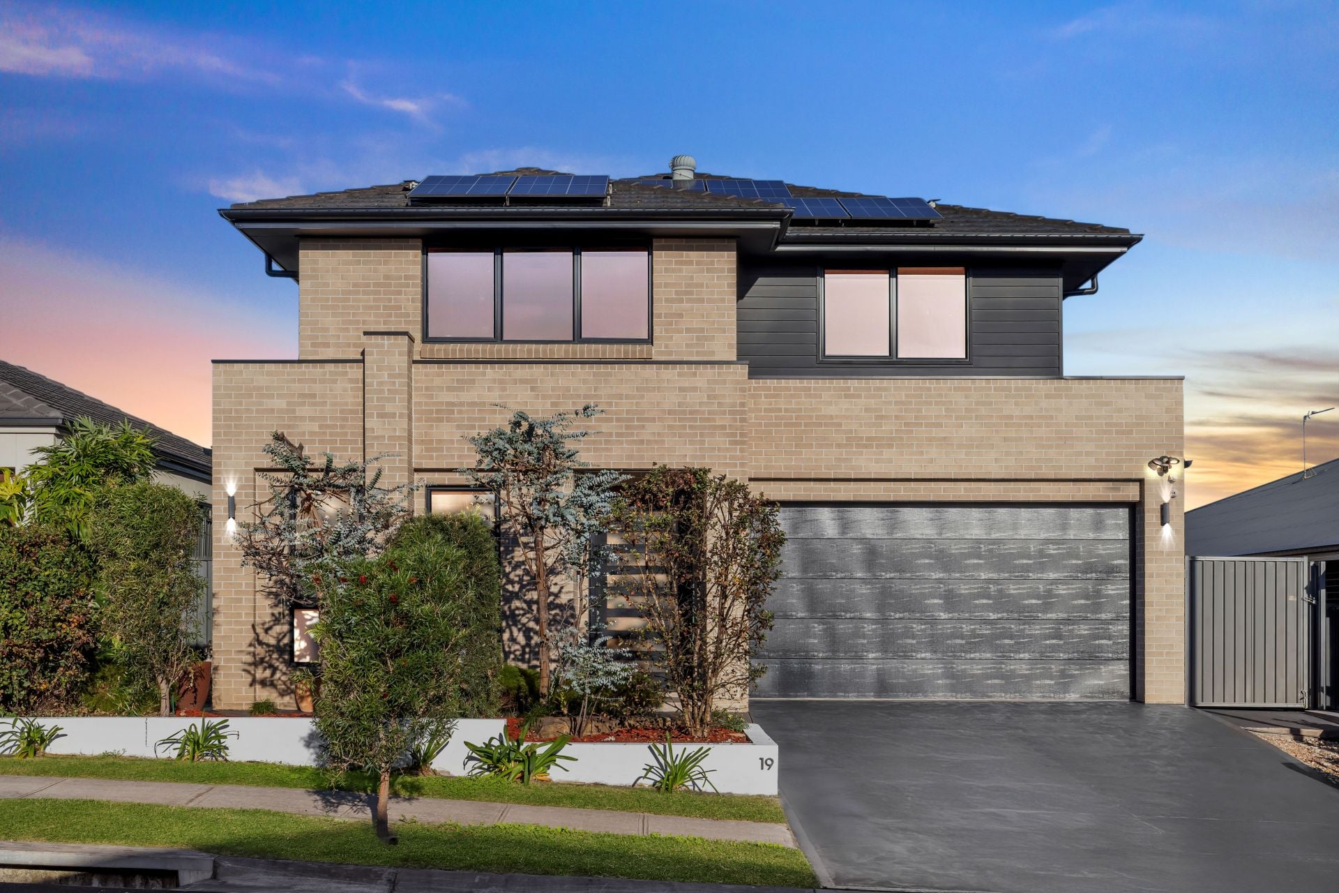 19 Titania Street, Riverstone - Image 1