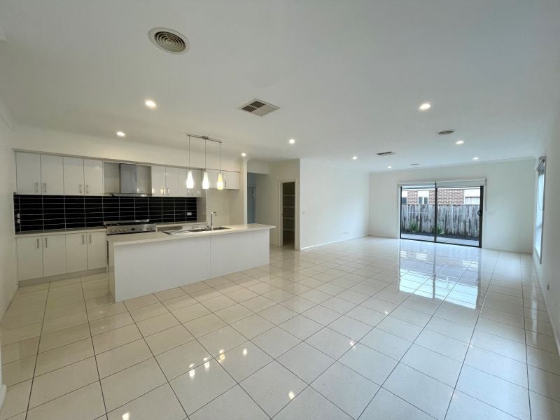 37 Linfield Parade, Wollert