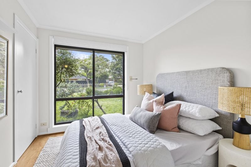 61 Pindari Avenue, Mill Park