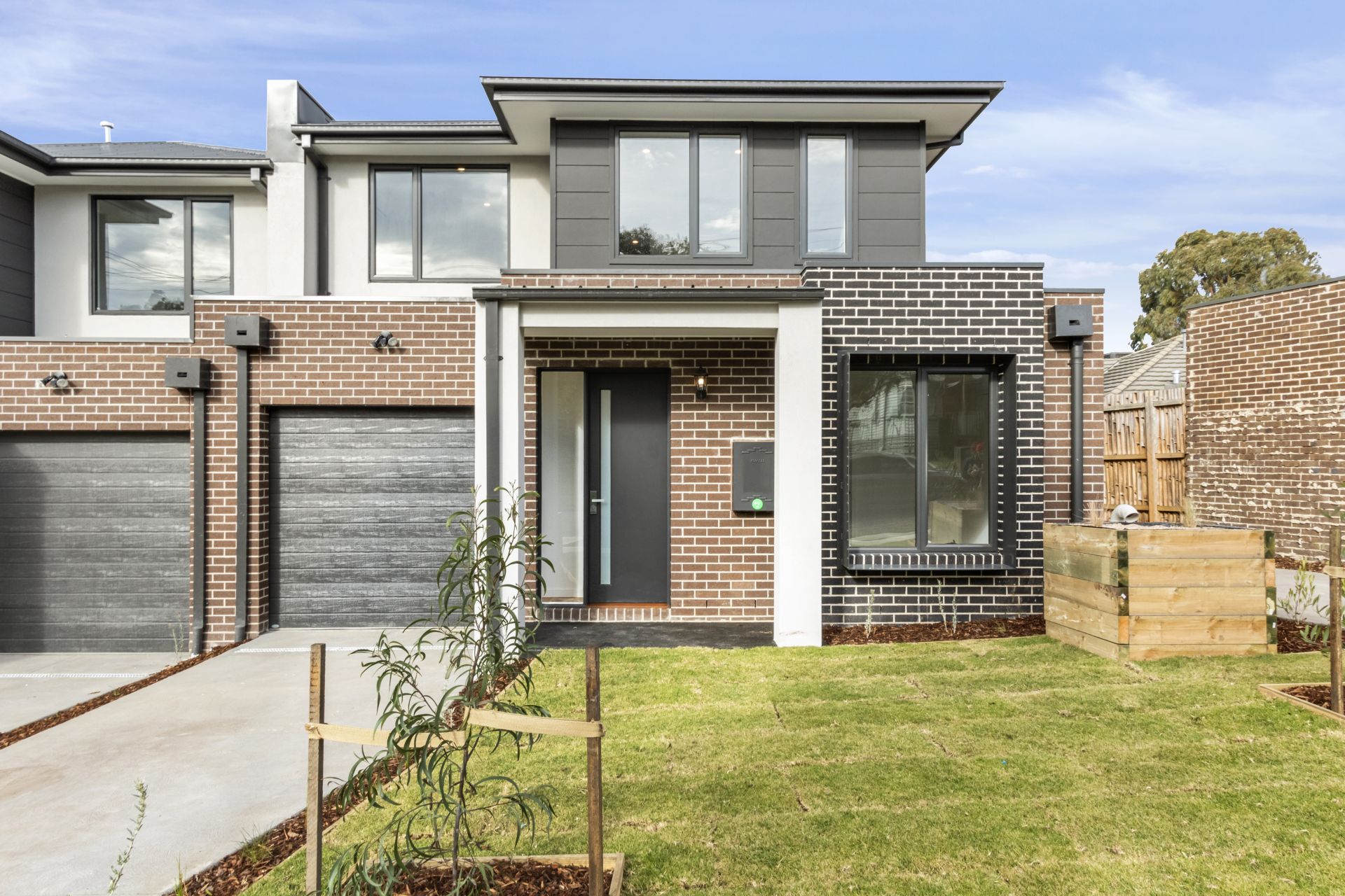 Embrace Modern Living in the Heart of Reservoir