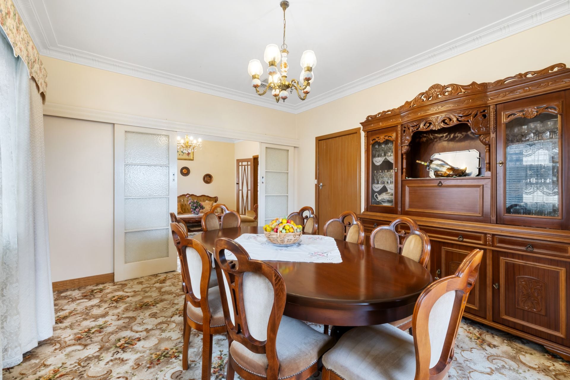 Exceptional Family Living And Perfect Versatility In Prime Location