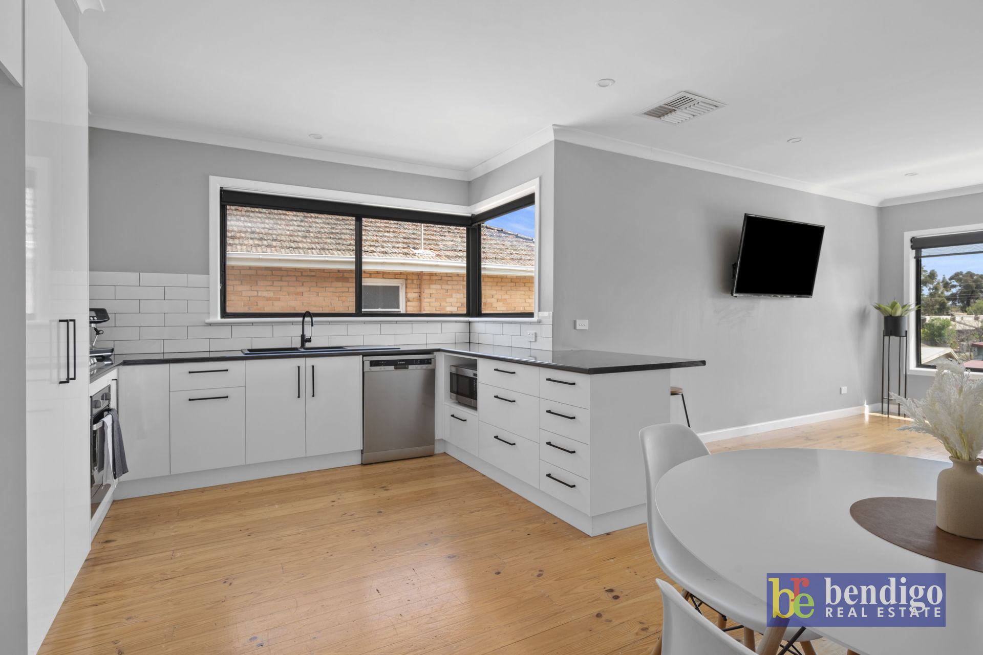18 Rae Street Ironbark VIC, Ironbark - Thumbnail 6