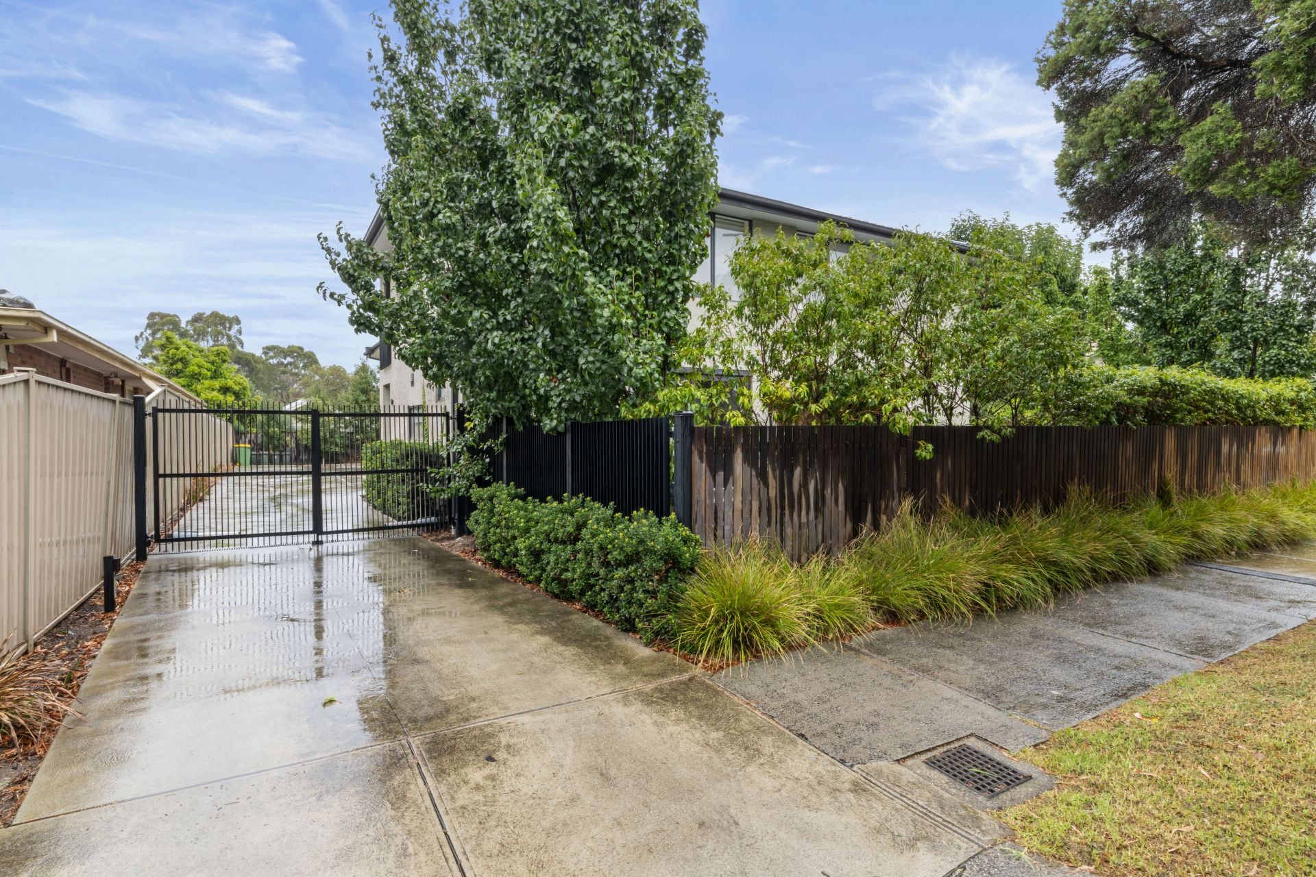 Vogue Style Living In A Well-Connected Location