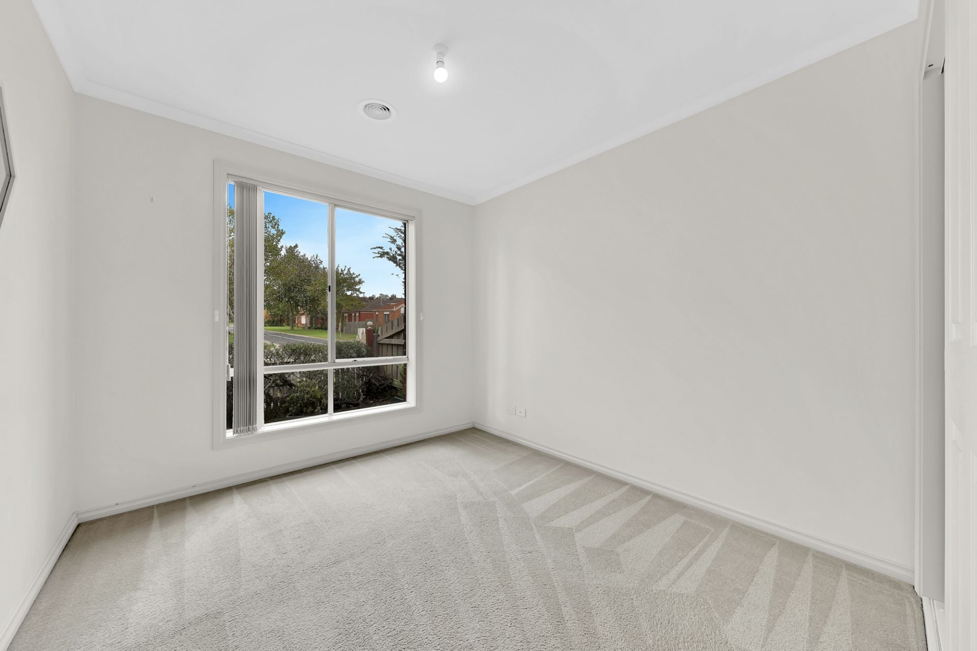 AFFORDABLE LIVING!!