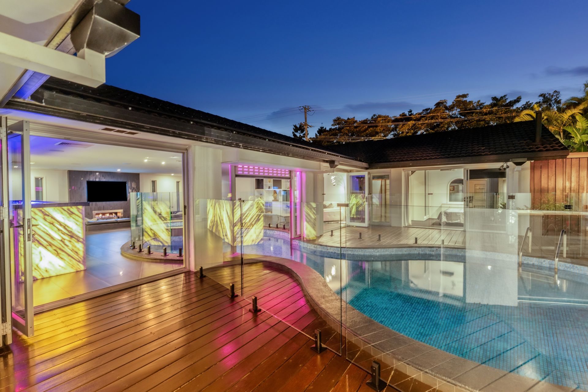 728 Nerang Broadbeach Road, Carrara - Image 1