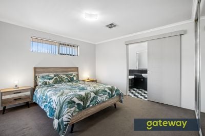 32 Ponderosa Road, Aubin Grove