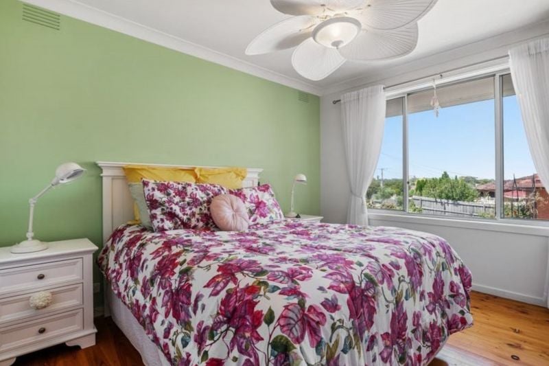 1/7 Boston Road, Lalor
