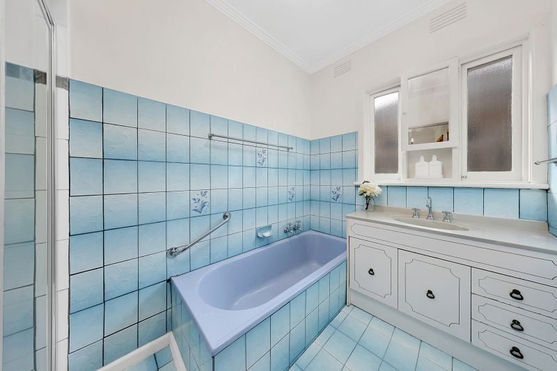 15 Elliot Street, Reservoir