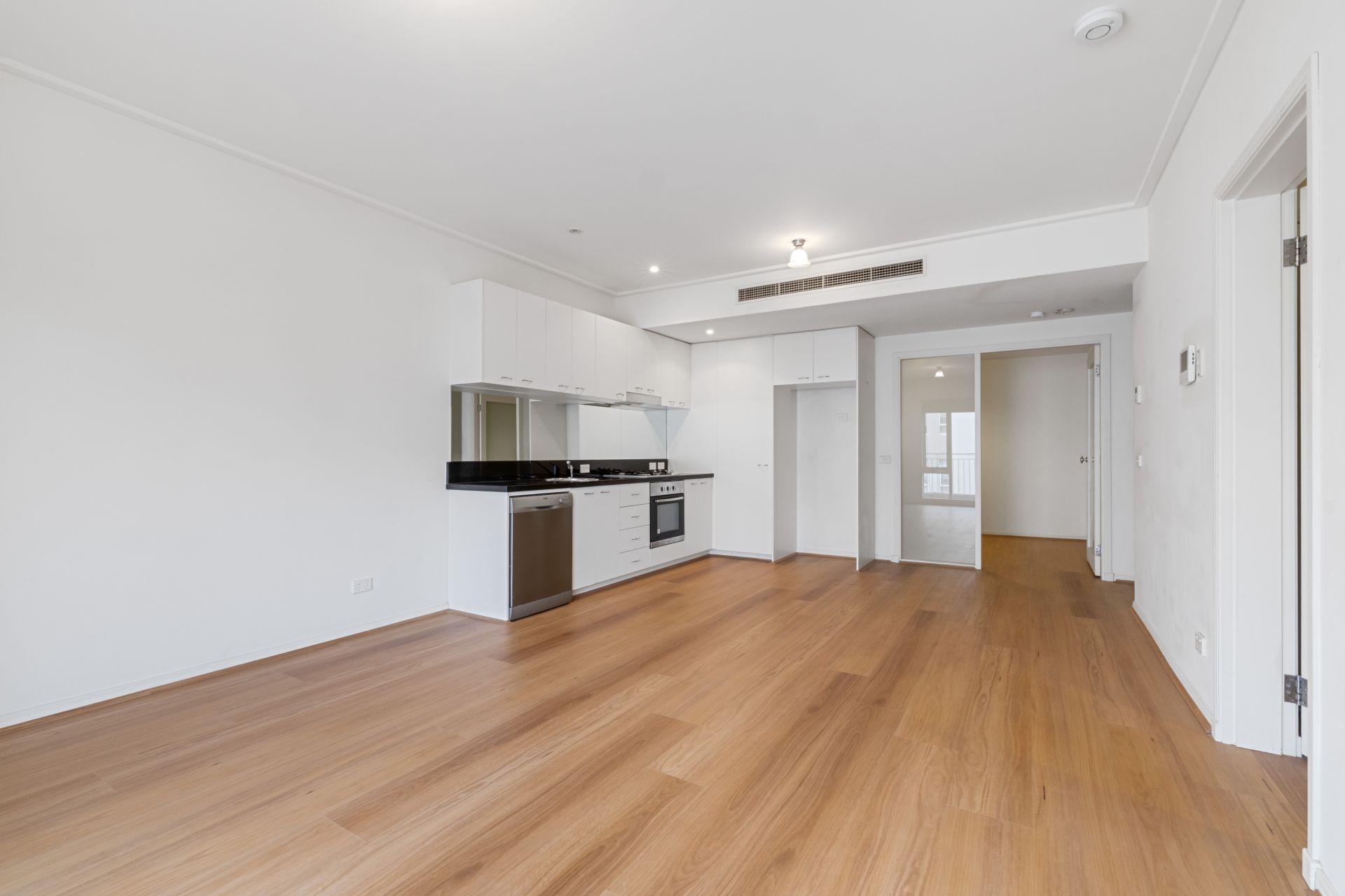 Stylish Bayside Living in The Park Development