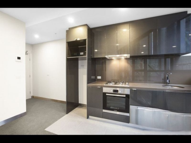 204/33 Clarke Street, Southbank - Thumbnail 4