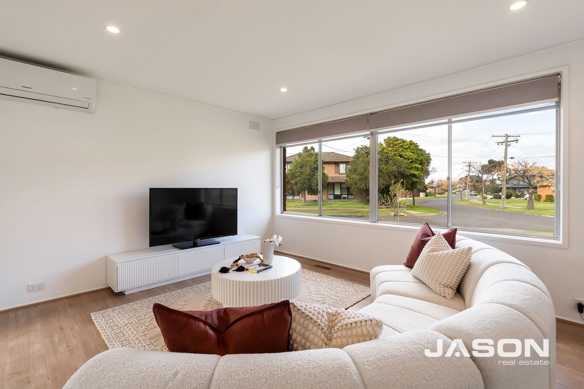 1 Briar Close, 1 Briar Close - Thumbnail 8
