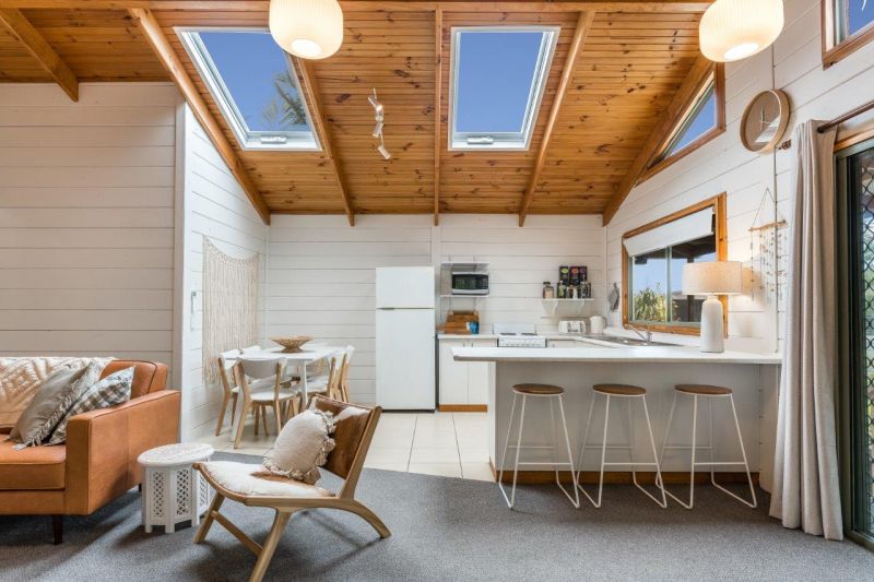 9 Sarsfield Street Separation Creek VIC, Separation Creek - Thumbnail 2