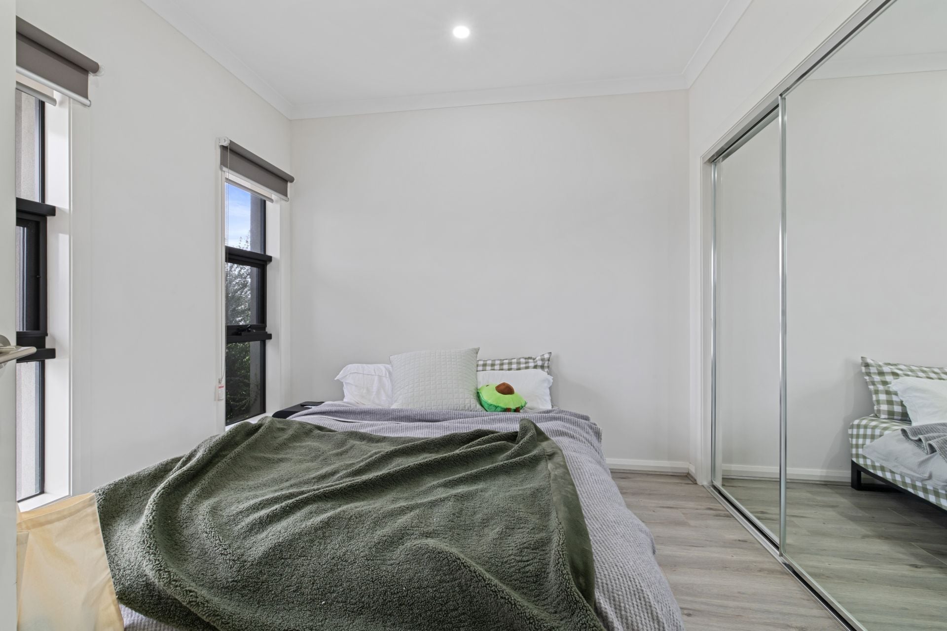 Modern Family Living at 20 Daintree Entrance, Donnybrook
