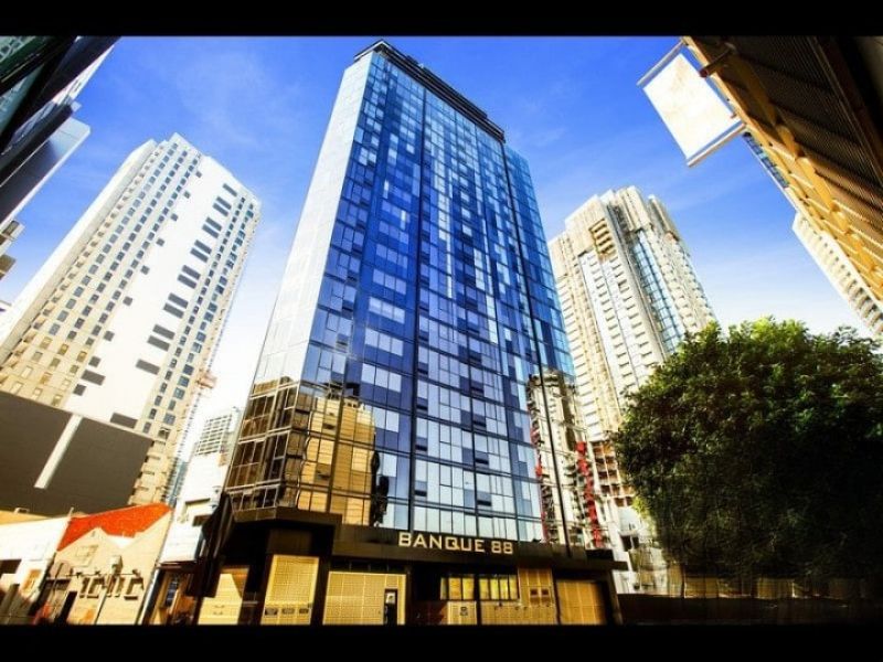 204/33 Clarke Street, Southbank - Thumbnail 2