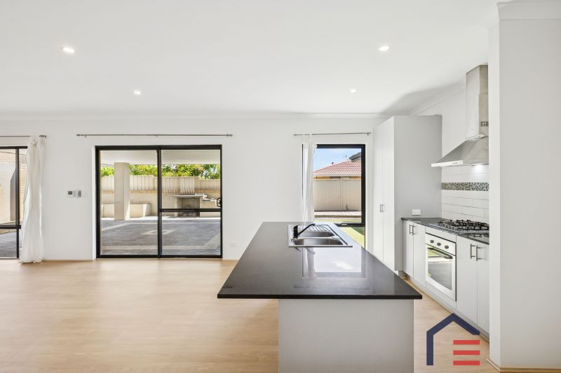 24A Colwyn Rd, Bayswater