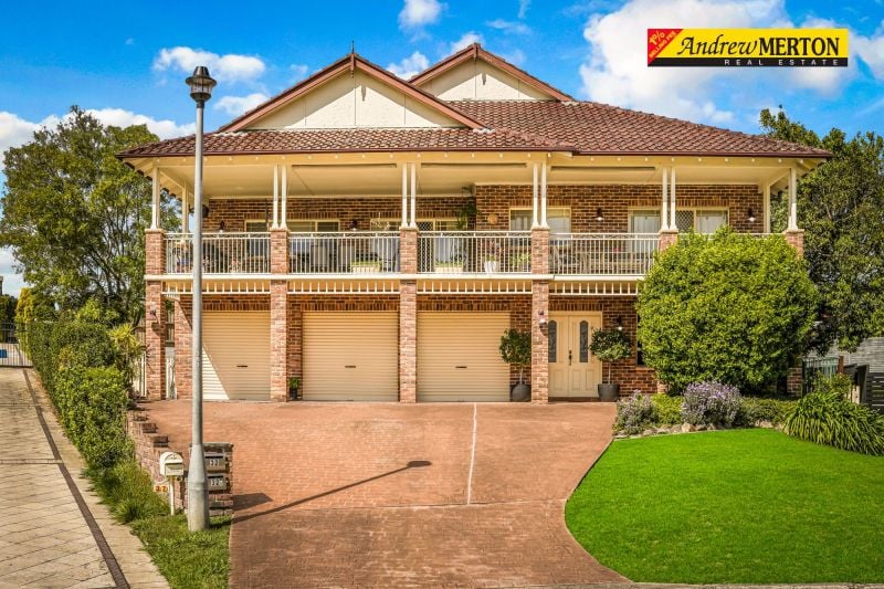 32 James Ruse Close, Windsor