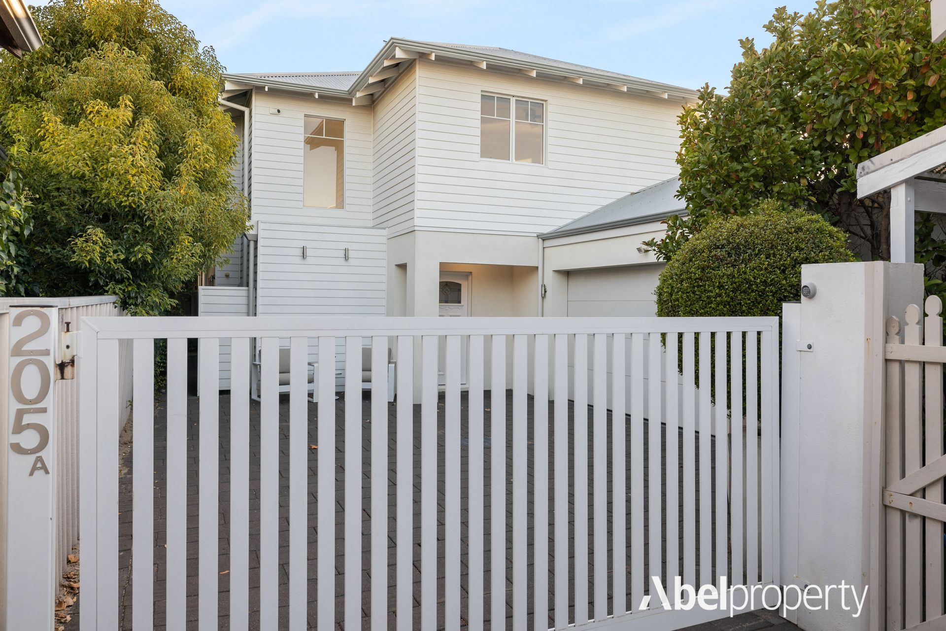 205A Crawford Road Inglewood WA, Inglewood - Thumbnail 3