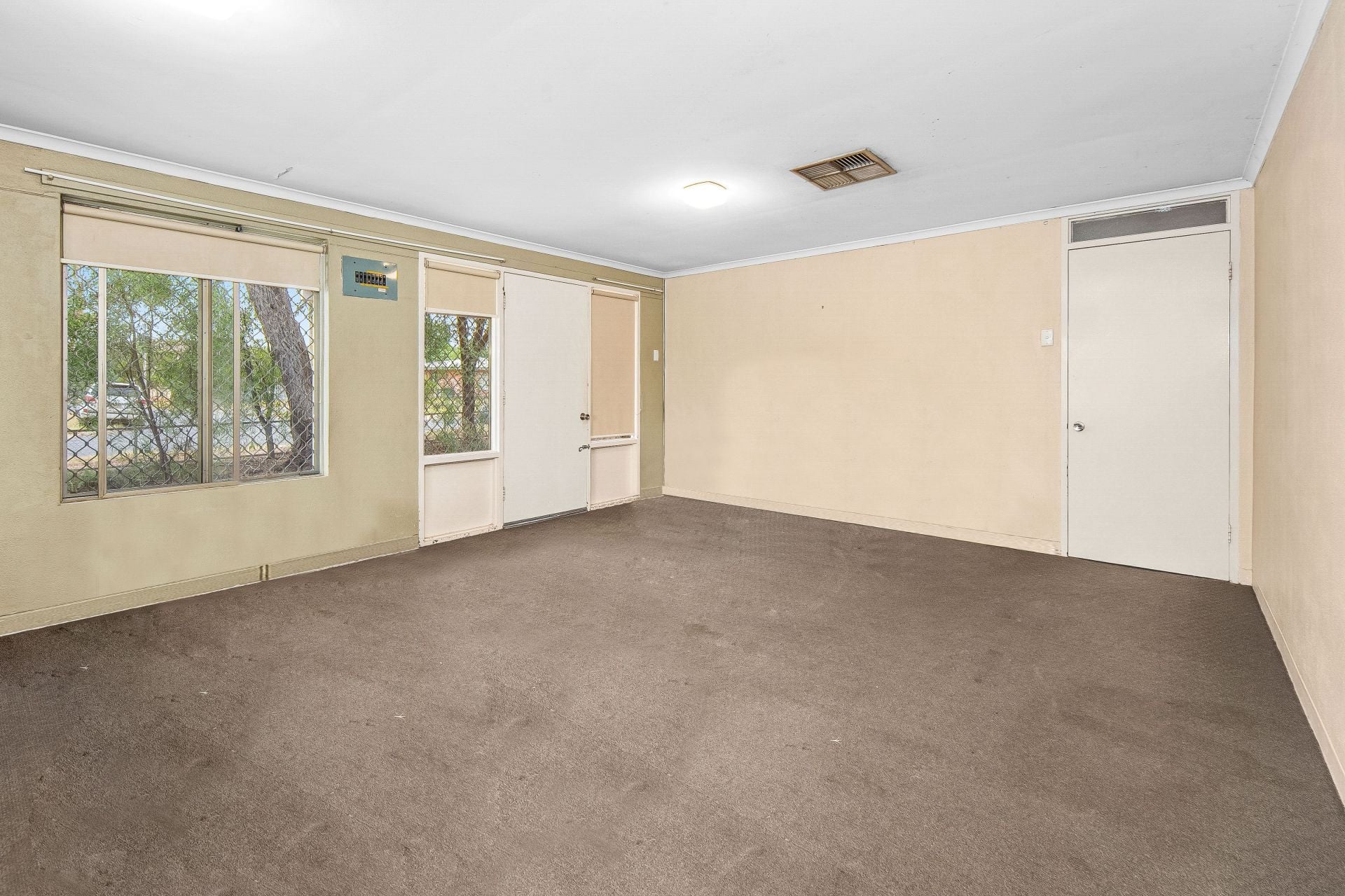 111 Lackman Terrace Braitling NT, Braitling - Thumbnail 5