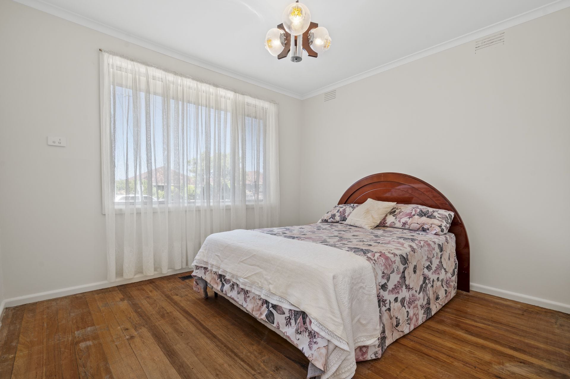 Family Home in Prime Lalor Location