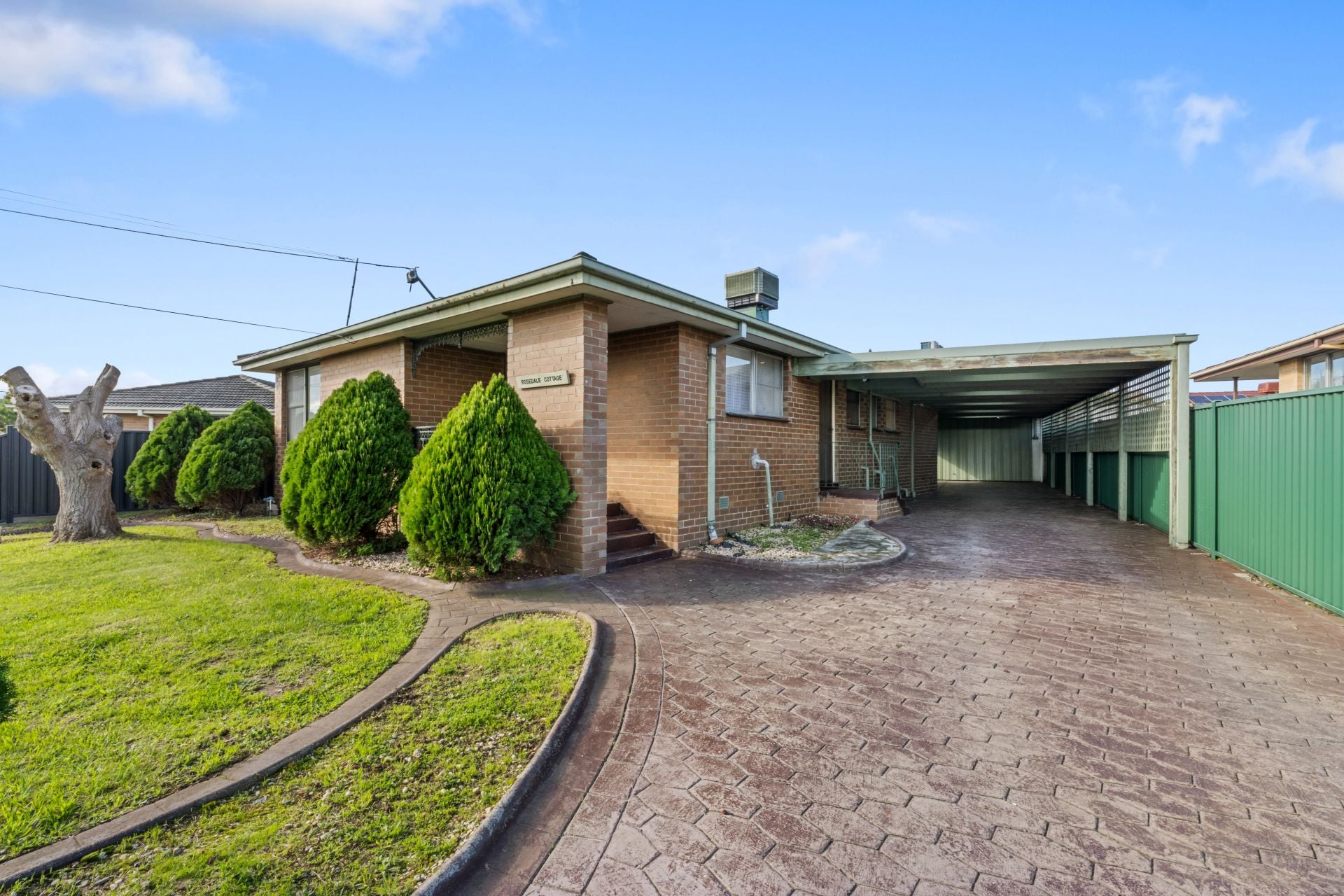 Comfortable Family Living in a Convenient Location