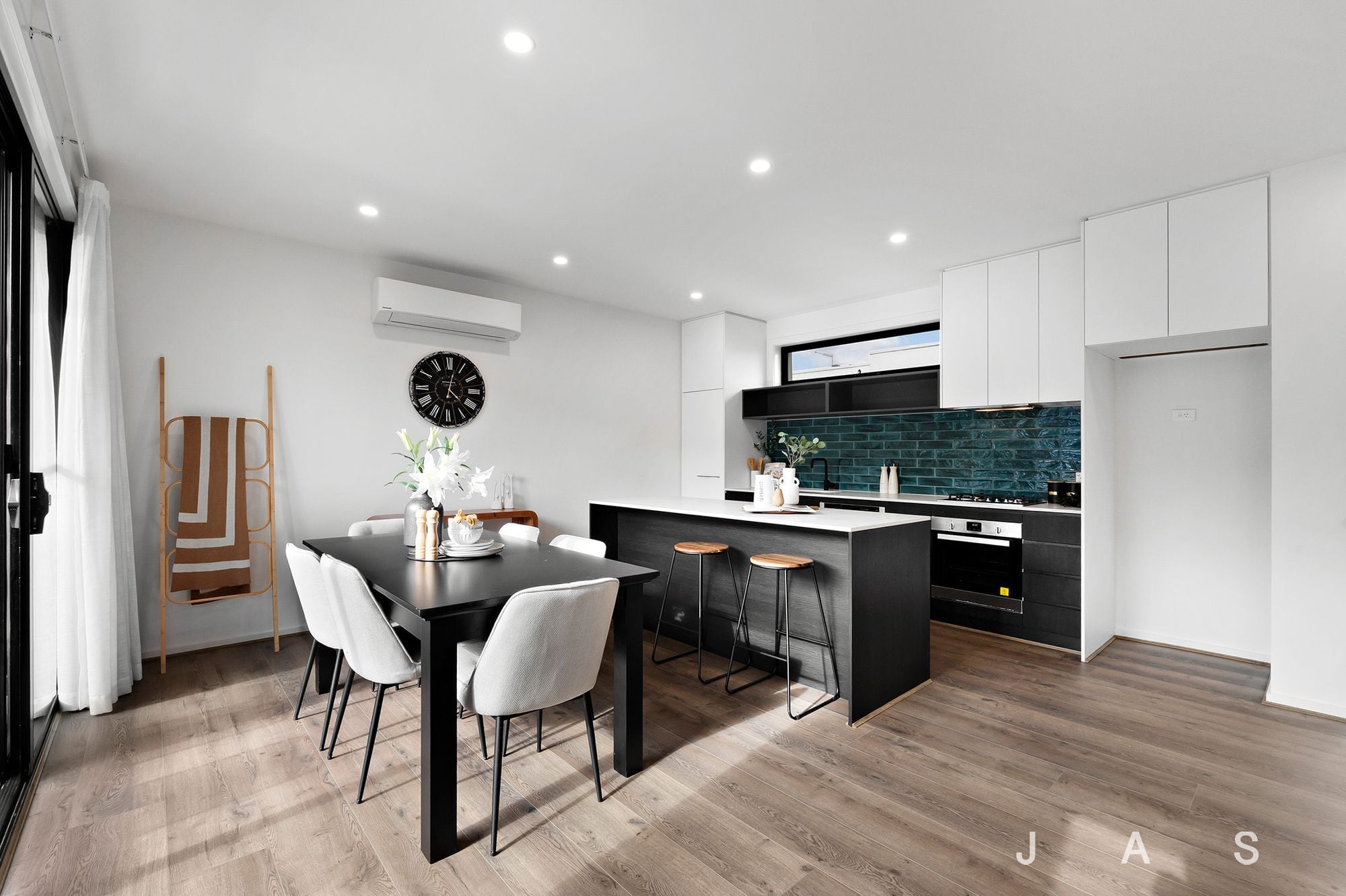 25 Deakin Avenue, Altona North, Altona North - Thumbnail 5