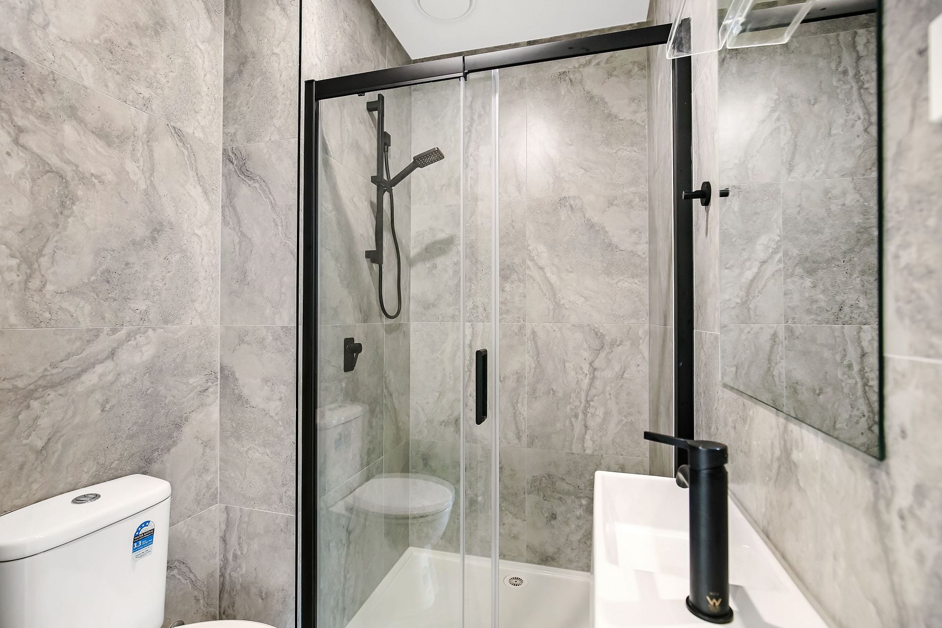 Stylish & Modern 2-Bedroom Townhouse Living
