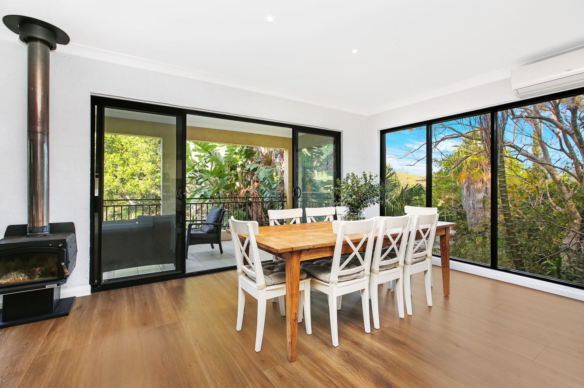 16 Bruce Avenue, CARINGBAH SOUTH, Caringbah South - Thumbnail 2