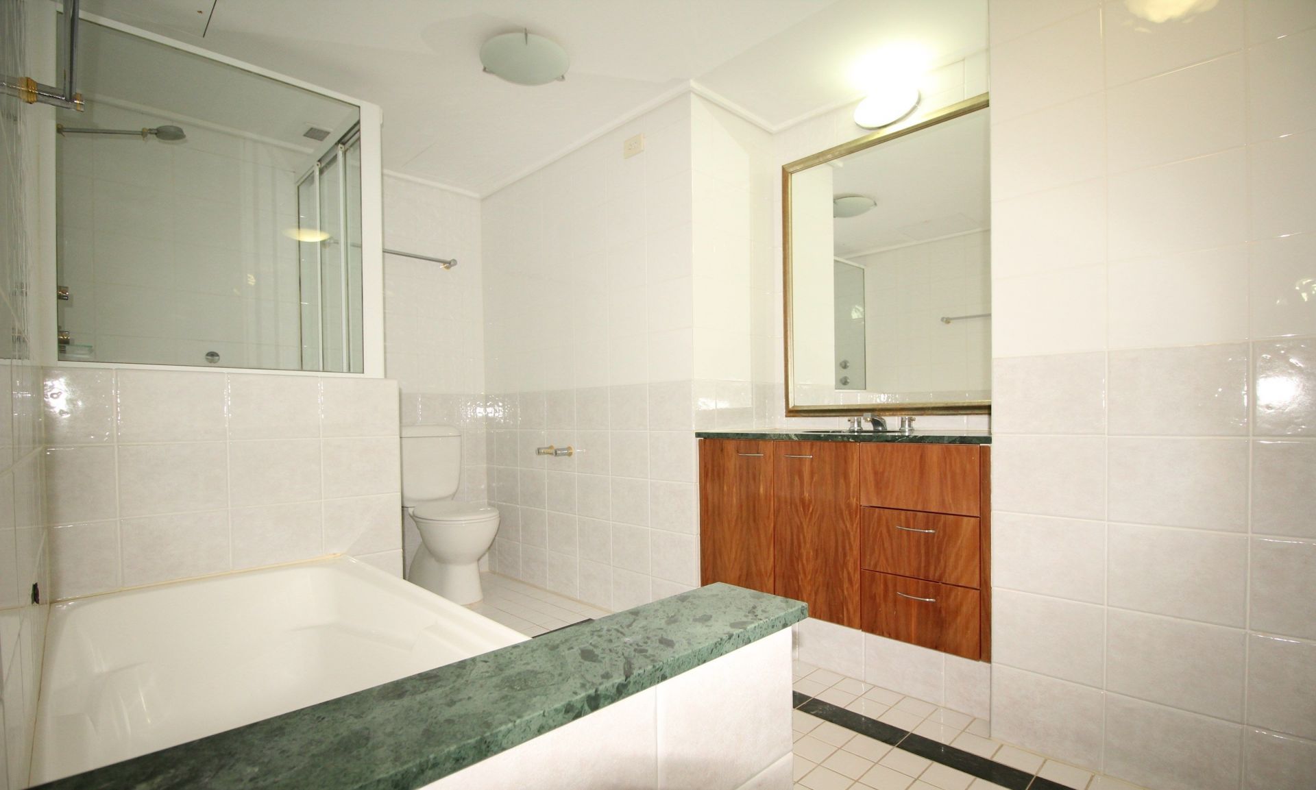 203/3 Black Lion Place, Kensington, Kensington - Thumbnail 3