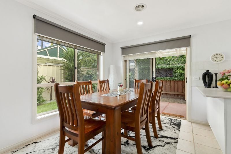 2/4 Grimwade Court, Epping