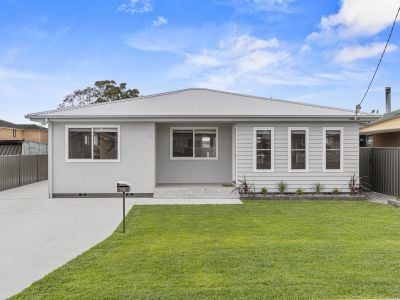 28 Flinders Ave, Killarney Vale NSW