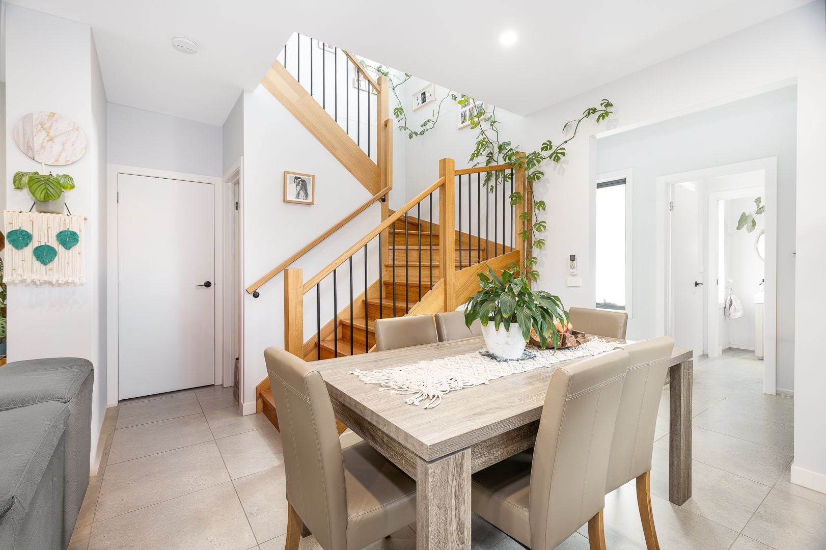 MODERN LIVING IN A CONVENIENT THOMASTOWN LOCATION