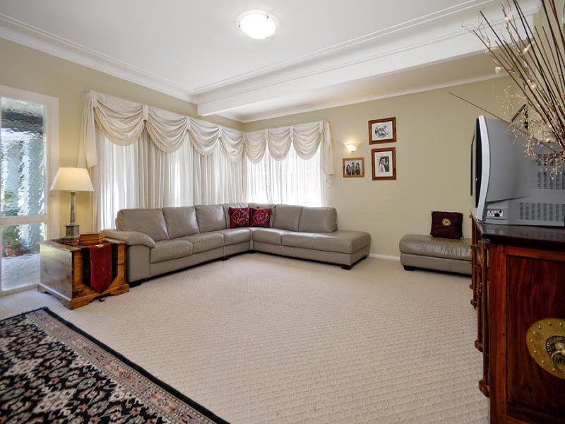 8 Craig Street, BURRANEER, Burraneer - Thumbnail 5