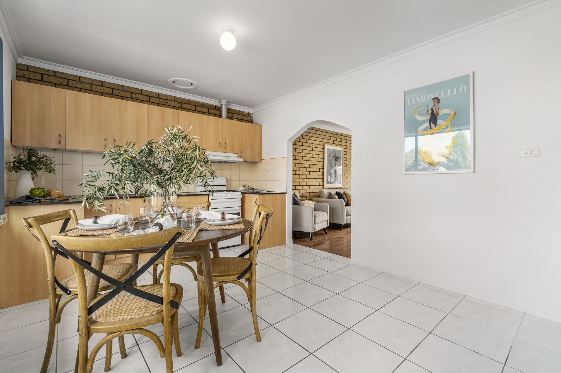 Spacious Single Level Villa, Fabulous Locale