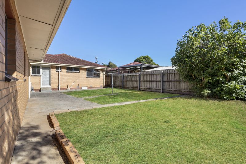 18 Columbia Road, Lalor