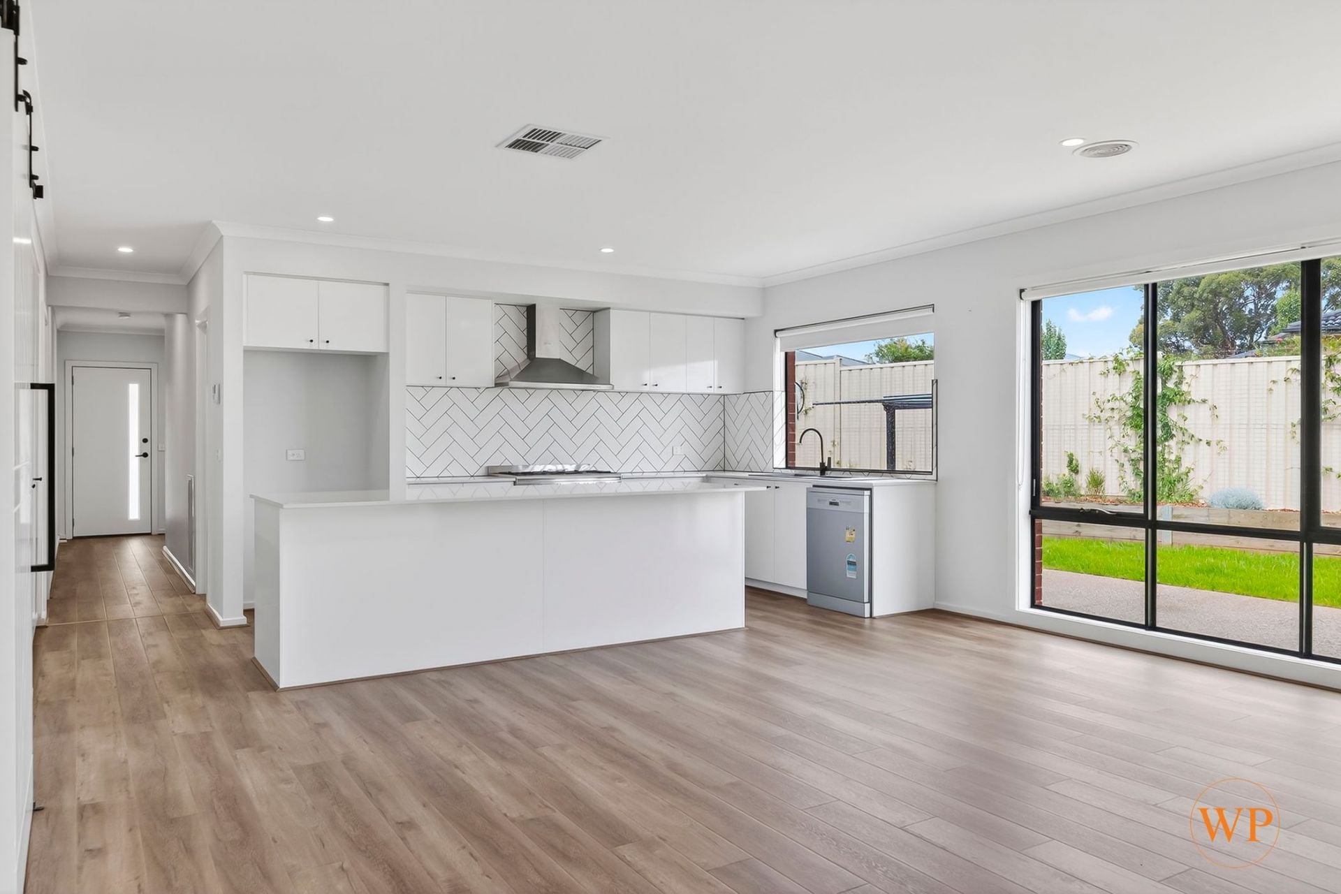 8 Vista Court BROADFORD VIC, Broadford - Thumbnail 3