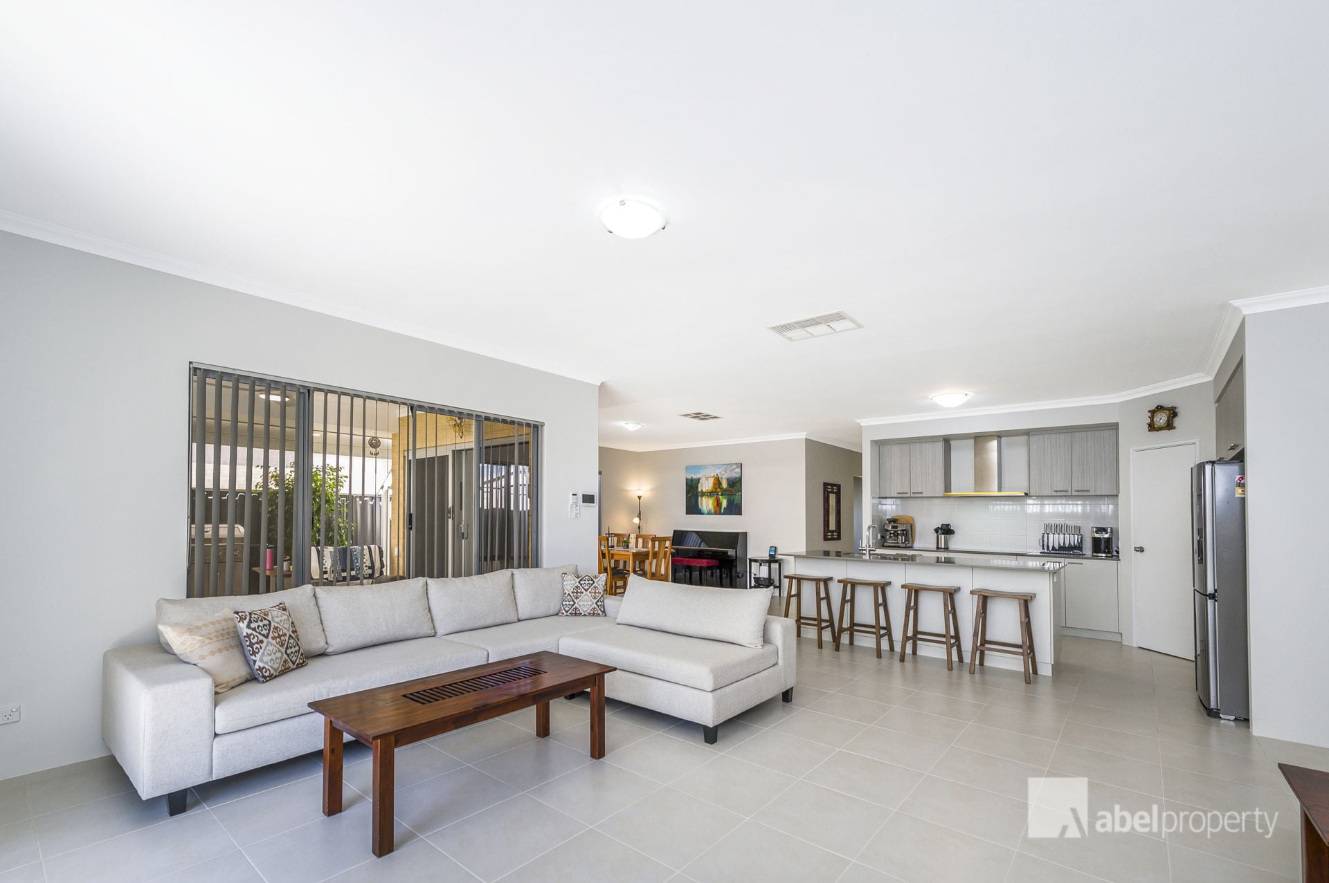 41 Monroe Cross Aveley WA, Aveley - Thumbnail 4