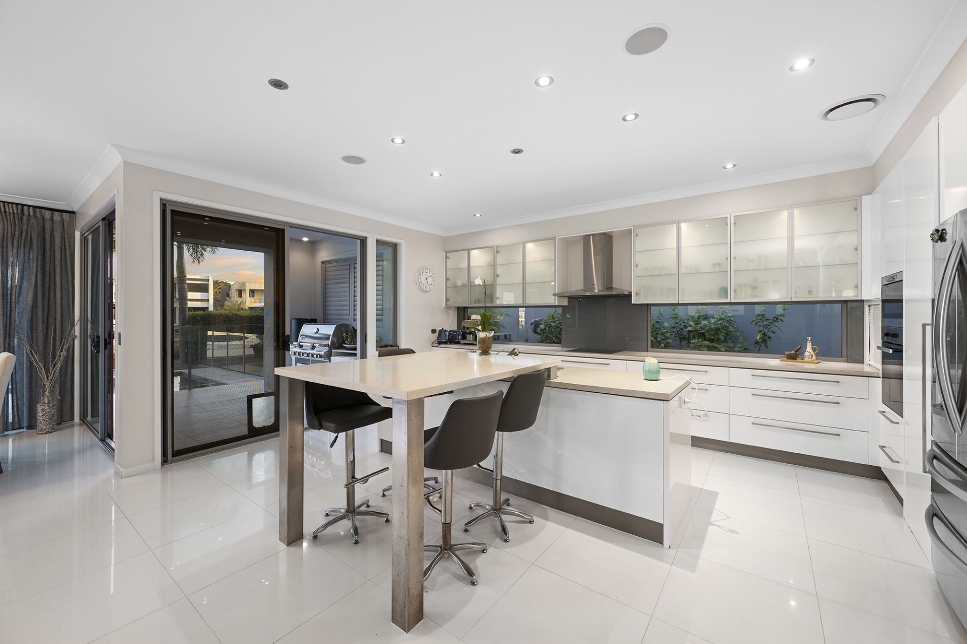 26 Knightsbridge Parade West, Sovereign Islands QLD 4216, Sovereign Islands - Thumbnail 6