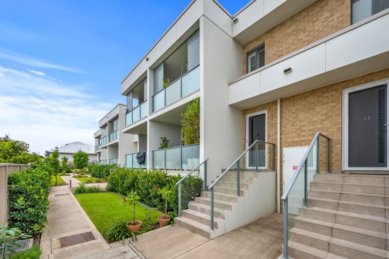 2/55A Caves Beach Road, Caves Beach - Thumbnail 4
