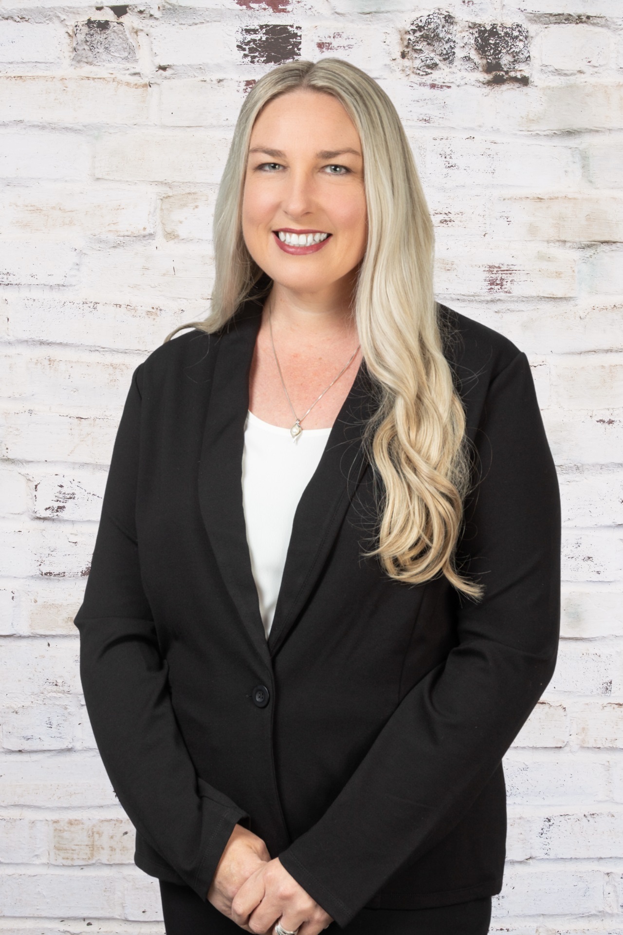 Victoria  Posselt-Smith