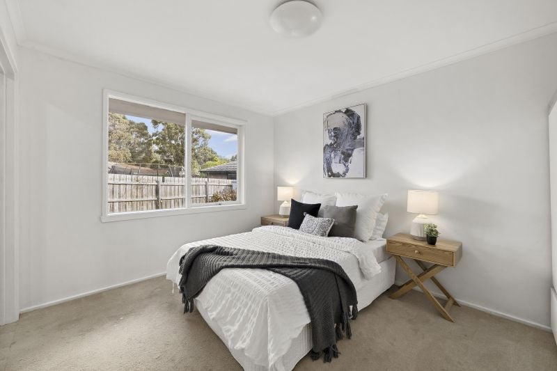 5 Redfield Court, Mill Park